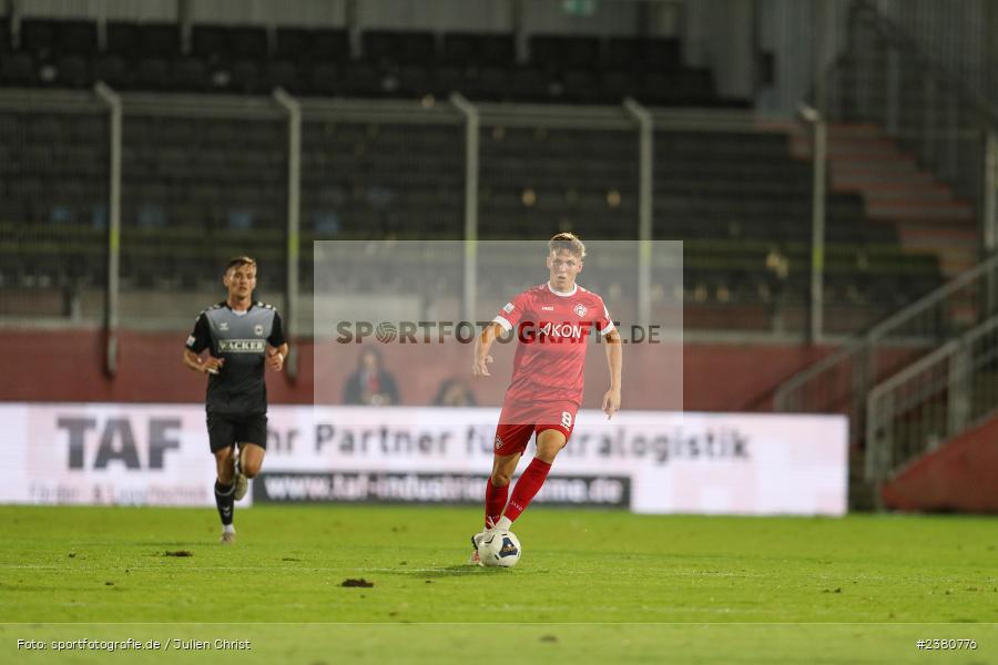 Fabian Wessig, sport, action, Würzburg, Saison 2023/2024, SVW, SV Wacker Burghausen, Regionalliga Bayern, Fussball, FWK, FC Würzburger Kickers, BFV, AKON Arena, 22.09.2023, 11. Spieltag - Bild-ID: 2380776