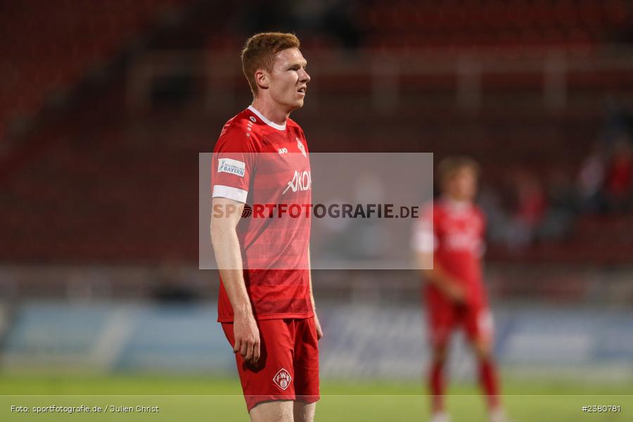Tim Sausen, sport, action, Würzburg, Saison 2023/2024, SVW, SV Wacker Burghausen, Regionalliga Bayern, Fussball, FWK, FC Würzburger Kickers, BFV, AKON Arena, 22.09.2023, 11. Spieltag - Bild-ID: 2380781