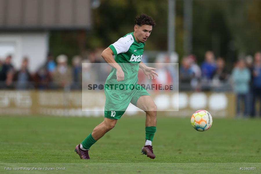 Aykut Oekeer, Sportgelände, Karlburg, 23.09.2023, sport, action, BFV, Fussball, Saison 2023/2024, 12. Spieltag, Landesliga Nordwest, TUS, TSV, TuS Aschaffenburg-Leider, TSV Karlburg - Bild-ID: 2380851