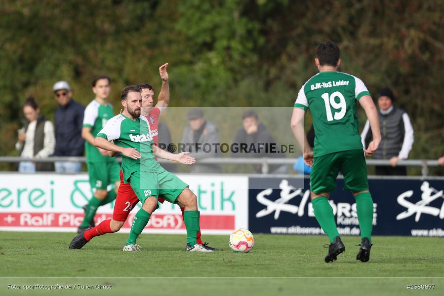 Dennis Löhr, Sportgelände, Karlburg, 23.09.2023, sport, action, BFV, Fussball, Saison 2023/2024, 12. Spieltag, Landesliga Nordwest, TUS, TSV, TuS Aschaffenburg-Leider, TSV Karlburg - Bild-ID: 2380897