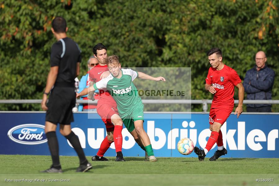 Luca Staab, Sportgelände, Karlburg, 23.09.2023, sport, action, BFV, Fussball, Saison 2023/2024, 12. Spieltag, Landesliga Nordwest, TUS, TSV, TuS Aschaffenburg-Leider, TSV Karlburg - Bild-ID: 2380957