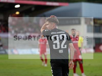 Fotos von FC Würzburger Kickers - SV Wacker Burghausen auf sportfotografie.de