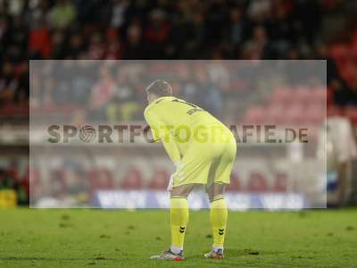 Fotos von FC Würzburger Kickers - SV Wacker Burghausen auf sportfotografie.de