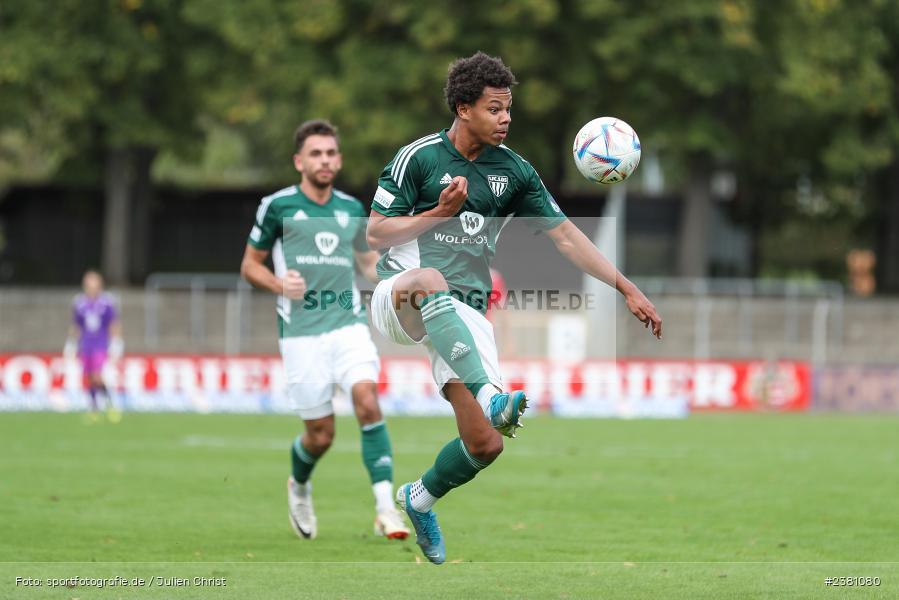 Dominik Ngatie, Sachs Stadion, Schweinfurt, 23.09.2023, sport, action, BFV, Fussball, Saison 2023/2024, 11. Spieltag, Regionalliga Bayern, TGM, FCS, Türkgücü München, 1. FC Schweinfurt 1905 - Bild-ID: 2381080