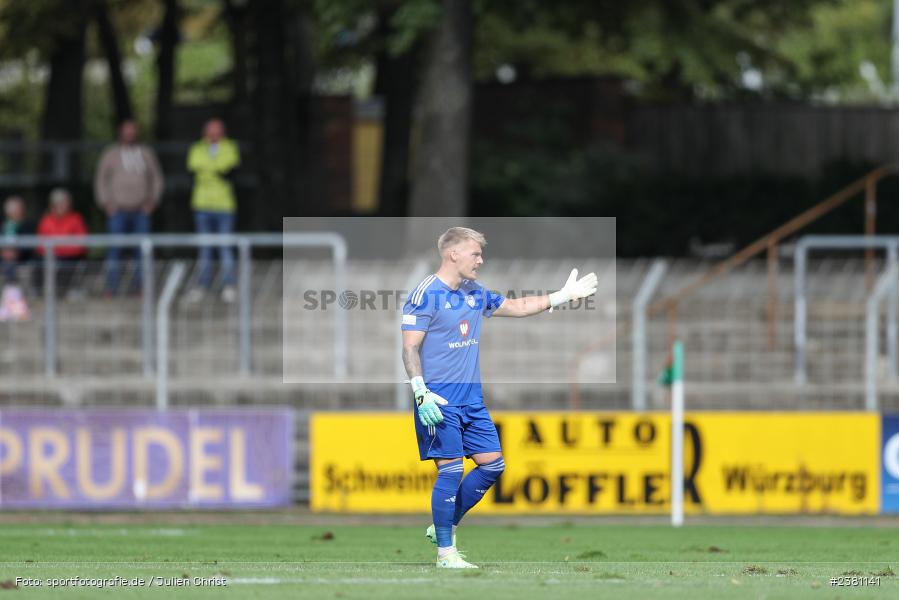 Lukas Wenzel, Sachs Stadion, Schweinfurt, 23.09.2023, sport, action, BFV, Fussball, Saison 2023/2024, 11. Spieltag, Regionalliga Bayern, TGM, FCS, Türkgücü München, 1. FC Schweinfurt 1905 - Bild-ID: 2381141
