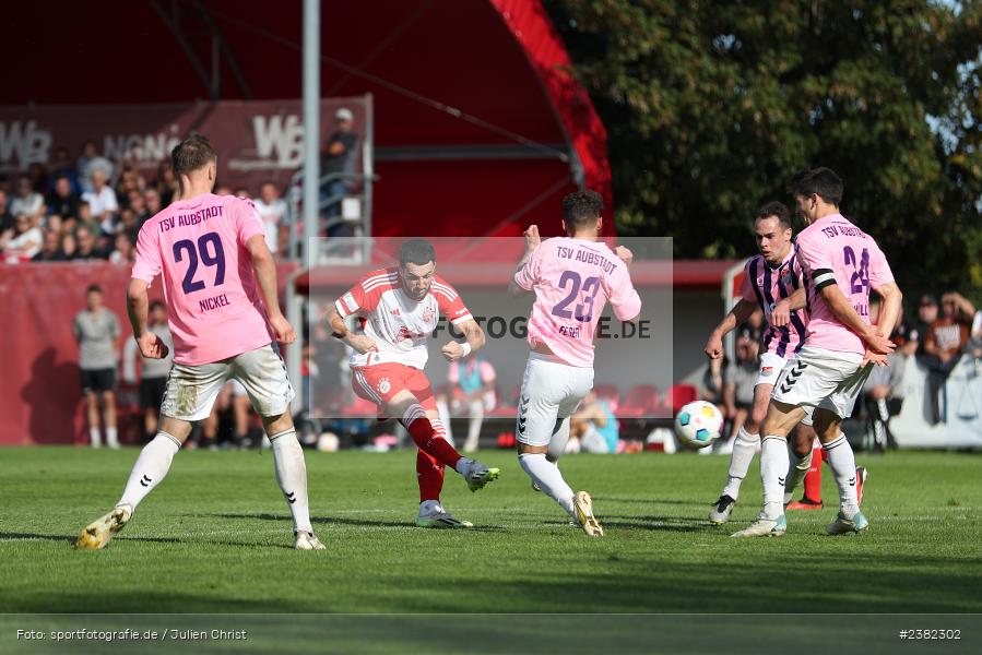 NGN-Arena, Aubstadt, 30.09.2023, sport, action, BFV, Saison 2023/2024, Fussball, Regionalliga Bayern, 12. Spieltag, FCB, AUB, FC Bayern München II, TSV Aubstadt - Bild-ID: 2382302