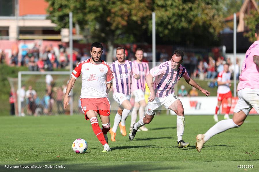 Dion Berisha, NGN-Arena, Aubstadt, 30.09.2023, sport, action, BFV, Saison 2023/2024, Fussball, Regionalliga Bayern, 12. Spieltag, FCB, AUB, FC Bayern München II, TSV Aubstadt - Bild-ID: 2382308
