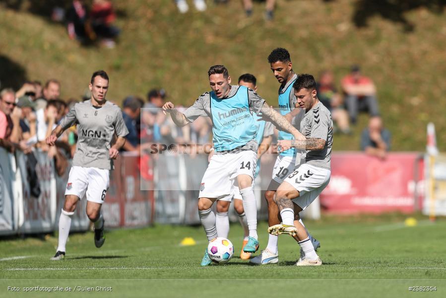 sport, action, TSV Aubstadt, Saison 2023/2024, Regionalliga Bayern, NGN-Arena, Fussball, FCB, FC Bayern München II, BFV, Aubstadt, AUB, 30.09.2023, 12. Spieltag - Bild-ID: 2382354