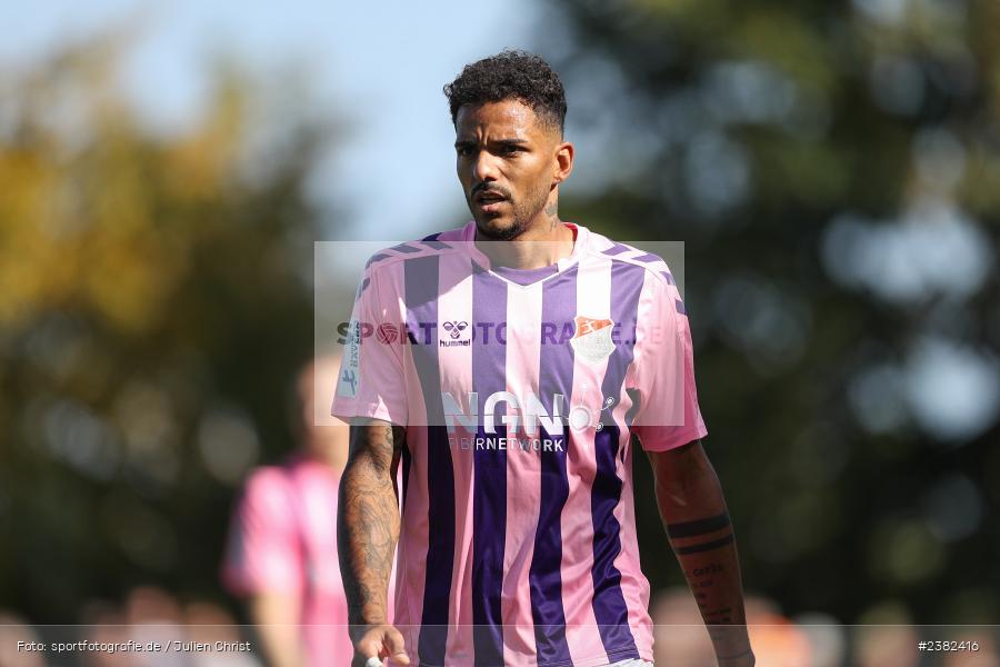Michael Dellinger, sport, action, TSV Aubstadt, Saison 2023/2024, Regionalliga Bayern, NGN-Arena, Fussball, FCB, FC Bayern München II, BFV, Aubstadt, AUB, 30.09.2023, 12. Spieltag - Bild-ID: 2382416 Michael Dellinger, sport, action, TSV Aubstadt, Saison 2023/2024, Regionalliga Bayern, NGN-Arena, Fussball, FCB, FC Bayern München II, BFV, Aubstadt, AUB, 30.09.2023, 12. Spieltag - Bild-ID: 2382416