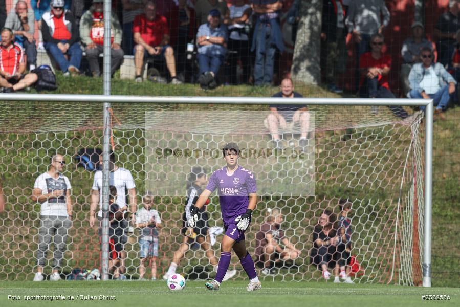Marvin Walter, sport, action, TSV Aubstadt, Saison 2023/2024, Regionalliga Bayern, NGN-Arena, Fussball, FCB, FC Bayern München II, BFV, Aubstadt, AUB, 30.09.2023, 12. Spieltag - Bild-ID: 2382536 Marvin Walter, sport, action, TSV Aubstadt, Saison 2023/2024, Regionalliga Bayern, NGN-Arena, Fussball, FCB, FC Bayern München II, BFV, Aubstadt, AUB, 30.09.2023, 12. Spieltag - Bild-ID: 2382536