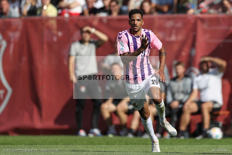 Michael Dellinger, sport, action, TSV Aubstadt, Saison 2023/2024, Regionalliga Bayern, NGN-Arena, Fussball, FCB, FC Bayern München II, BFV, Aubstadt, AUB, 30.09.2023, 12. Spieltag - Bild-ID: 2382538 Michael Dellinger, sport, action, TSV Aubstadt, Saison 2023/2024, Regionalliga Bayern, NGN-Arena, Fussball, FCB, FC Bayern München II, BFV, Aubstadt, AUB, 30.09.2023, 12. Spieltag - Bild-ID: 2382538