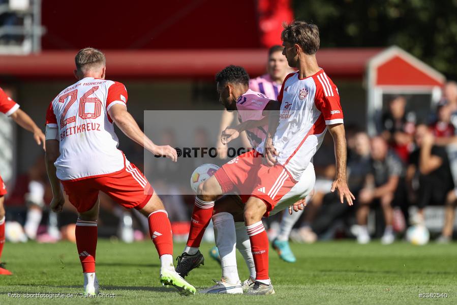 Michael Dellinger, sport, action, TSV Aubstadt, Saison 2023/2024, Regionalliga Bayern, NGN-Arena, Fussball, FCB, FC Bayern München II, BFV, Aubstadt, AUB, 30.09.2023, 12. Spieltag - Bild-ID: 2382540 Michael Dellinger, sport, action, TSV Aubstadt, Saison 2023/2024, Regionalliga Bayern, NGN-Arena, Fussball, FCB, FC Bayern München II, BFV, Aubstadt, AUB, 30.09.2023, 12. Spieltag - Bild-ID: 2382540