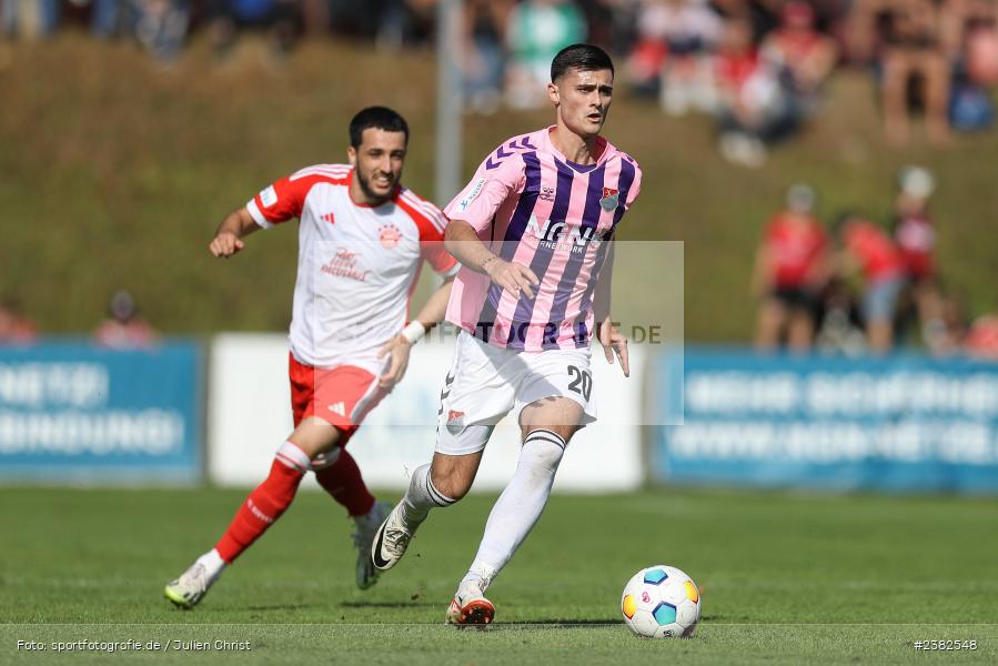 Adrian Kireski, sport, action, TSV Aubstadt, Saison 2023/2024, Regionalliga Bayern, NGN-Arena, Fussball, FCB, FC Bayern München II, BFV, Aubstadt, AUB, 30.09.2023, 12. Spieltag - Bild-ID: 2382548 Adrian Kireski, sport, action, TSV Aubstadt, Saison 2023/2024, Regionalliga Bayern, NGN-Arena, Fussball, FCB, FC Bayern München II, BFV, Aubstadt, AUB, 30.09.2023, 12. Spieltag - Bild-ID: 2382548