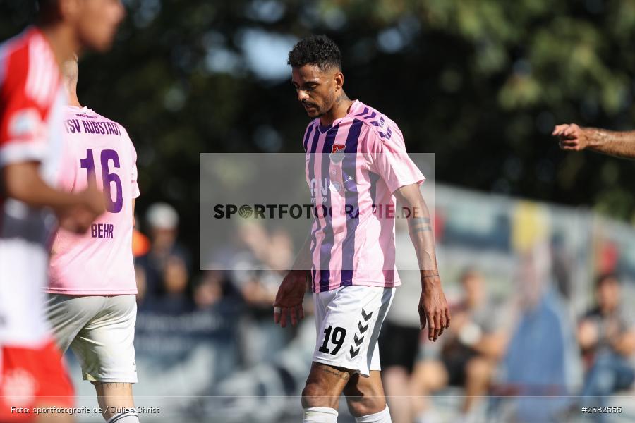 Michael Dellinger, sport, action, TSV Aubstadt, Saison 2023/2024, Regionalliga Bayern, NGN-Arena, Fussball, FCB, FC Bayern München II, BFV, Aubstadt, AUB, 30.09.2023, 12. Spieltag - Bild-ID: 2382555