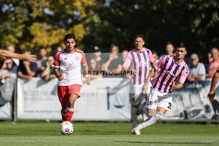 Martin Thomann, sport, action, TSV Aubstadt, Saison 2023/2024, Regionalliga Bayern, NGN-Arena, Fussball, FCB, FC Bayern München II, BFV, Aubstadt, AUB, 30.09.2023, 12. Spieltag - Bild-ID: 2382591