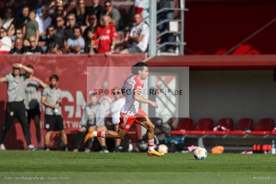 David Jonathans, sport, action, TSV Aubstadt, Saison 2023/2024, Regionalliga Bayern, NGN-Arena, Fussball, FCB, FC Bayern München II, BFV, Aubstadt, AUB, 30.09.2023, 12. Spieltag - Bild-ID: 2382619 David Jonathans, sport, action, TSV Aubstadt, Saison 2023/2024, Regionalliga Bayern, NGN-Arena, Fussball, FCB, FC Bayern München II, BFV, Aubstadt, AUB, 30.09.2023, 12. Spieltag - Bild-ID: 2382619