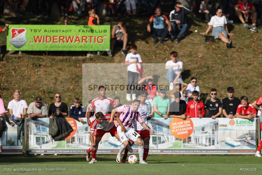 Martin Thomann, sport, action, TSV Aubstadt, Saison 2023/2024, Regionalliga Bayern, NGN-Arena, Fussball, FCB, FC Bayern München II, BFV, Aubstadt, AUB, 30.09.2023, 12. Spieltag - Bild-ID: 2382628 Martin Thomann, sport, action, TSV Aubstadt, Saison 2023/2024, Regionalliga Bayern, NGN-Arena, Fussball, FCB, FC Bayern München II, BFV, Aubstadt, AUB, 30.09.2023, 12. Spieltag - Bild-ID: 2382628