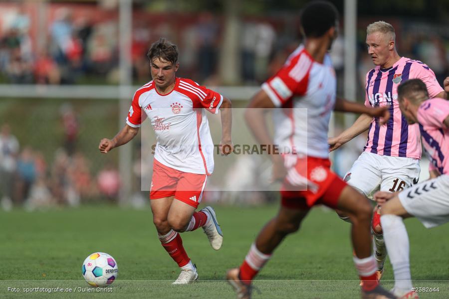 Max Scholze, sport, action, TSV Aubstadt, Saison 2023/2024, Regionalliga Bayern, NGN-Arena, Fussball, FCB, FC Bayern München II, BFV, Aubstadt, AUB, 30.09.2023, 12. Spieltag - Bild-ID: 2382644