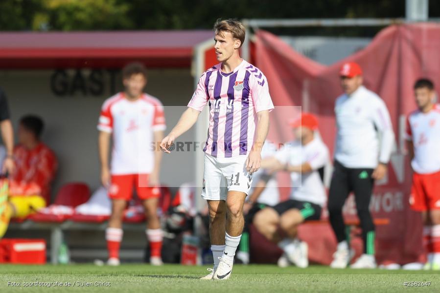 Leonard Langhans, sport, action, TSV Aubstadt, Saison 2023/2024, Regionalliga Bayern, NGN-Arena, Fussball, FCB, FC Bayern München II, BFV, Aubstadt, AUB, 30.09.2023, 12. Spieltag - Bild-ID: 2382647