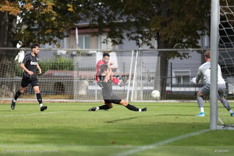Tyrell Walton, Sportgelände Kleinflürleinsweg, Schweinfurt, 03.10.2023, sport, action, BFV, Saison 2023/2024, Fussball, 14. Spieltag, Landesliga Nordwest, TUS, FTS, TuS Frammersbach, FT Schweinfurt - Bild-ID: 2382881