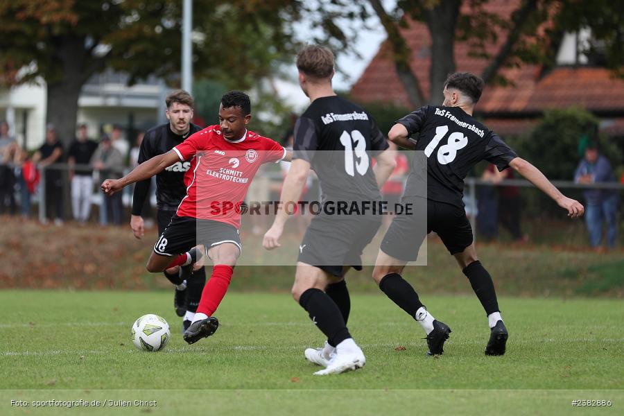 Tyrell Walton, Sportgelände Kleinflürleinsweg, Schweinfurt, 03.10.2023, sport, action, BFV, Saison 2023/2024, Fussball, 14. Spieltag, Landesliga Nordwest, TUS, FTS, TuS Frammersbach, FT Schweinfurt - Bild-ID: 2382886