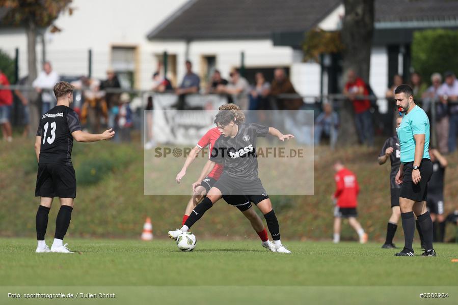 Maurice Matreux, Sportgelände Kleinflürleinsweg, Schweinfurt, 03.10.2023, sport, action, BFV, Saison 2023/2024, Fussball, 14. Spieltag, Landesliga Nordwest, TUS, FTS, TuS Frammersbach, FT Schweinfurt - Bild-ID: 2382924 Maurice Matreux, Sportgelände Kleinflürleinsweg, Schweinfurt, 03.10.2023, sport, action, BFV, Saison 2023/2024, Fussball, 14. Spieltag, Landesliga Nordwest, TUS, FTS, TuS Frammersbach, FT Schweinfurt - Bild-ID: 2382924