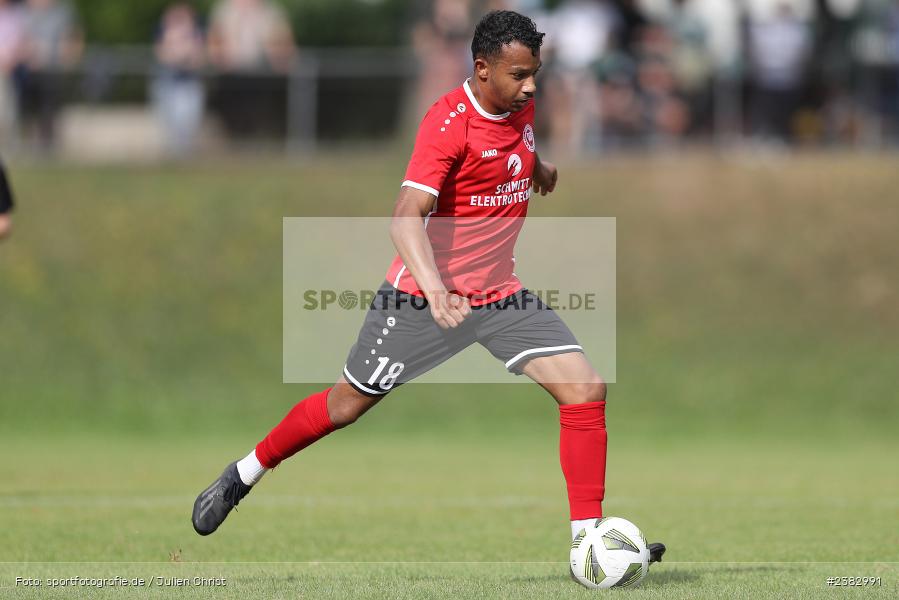 Tyrell Walton, Sportgelände Kleinflürleinsweg, Schweinfurt, 03.10.2023, sport, action, BFV, Saison 2023/2024, Fussball, 14. Spieltag, Landesliga Nordwest, TUS, FTS, TuS Frammersbach, FT Schweinfurt - Bild-ID: 2382991 Tyrell Walton, Sportgelände Kleinflürleinsweg, Schweinfurt, 03.10.2023, sport, action, BFV, Saison 2023/2024, Fussball, 14. Spieltag, Landesliga Nordwest, TUS, FTS, TuS Frammersbach, FT Schweinfurt - Bild-ID: 2382991