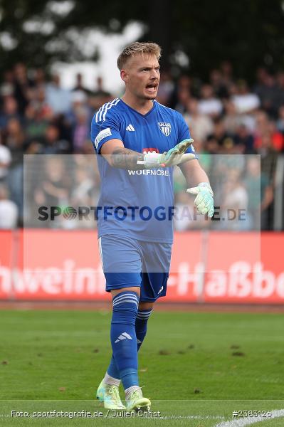 Lukas Wenzel, Sachs Stadion, Schweinfurt, 03.10.2023, sport, action, BFV, Saison 2023/2024, Fussball, 13. Spieltag, Regionalliga Bayern, FWK, FCS, FC Würzburger Kickers, 1. FC Schweinfurt 1905 - Bild-ID: 2383126