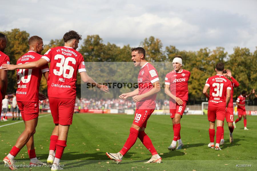 Benyas Solomon Junge-Abiol, Sachs Stadion, Schweinfurt, 03.10.2023, sport, action, BFV, Saison 2023/2024, Fussball, 13. Spieltag, Regionalliga Bayern, FWK, FCS, FC Würzburger Kickers, 1. FC Schweinfurt 1905 - Bild-ID: 2383149