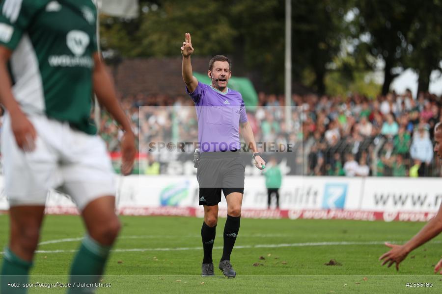 Manuel Steigerwald, Sachs Stadion, Schweinfurt, 03.10.2023, sport, action, BFV, Saison 2023/2024, Fussball, 13. Spieltag, Regionalliga Bayern, FWK, FCS, FC Würzburger Kickers, 1. FC Schweinfurt 1905 - Bild-ID: 2383180