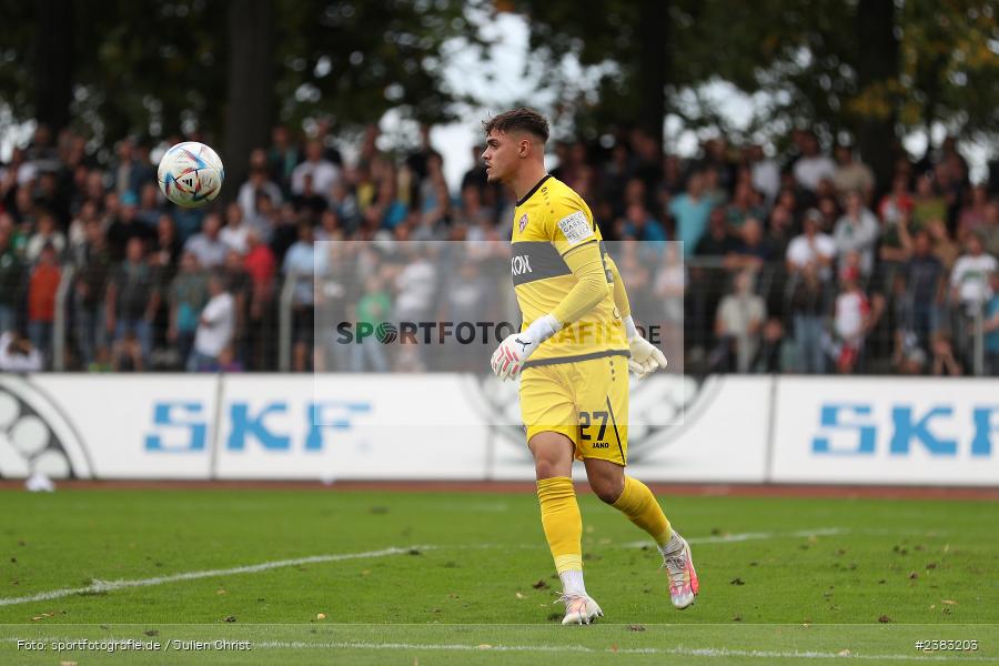 Vincent Friedsam, Sachs Stadion, Schweinfurt, 03.10.2023, sport, action, BFV, Saison 2023/2024, Fussball, 13. Spieltag, Regionalliga Bayern, FWK, FCS, FC Würzburger Kickers, 1. FC Schweinfurt 1905 - Bild-ID: 2383203