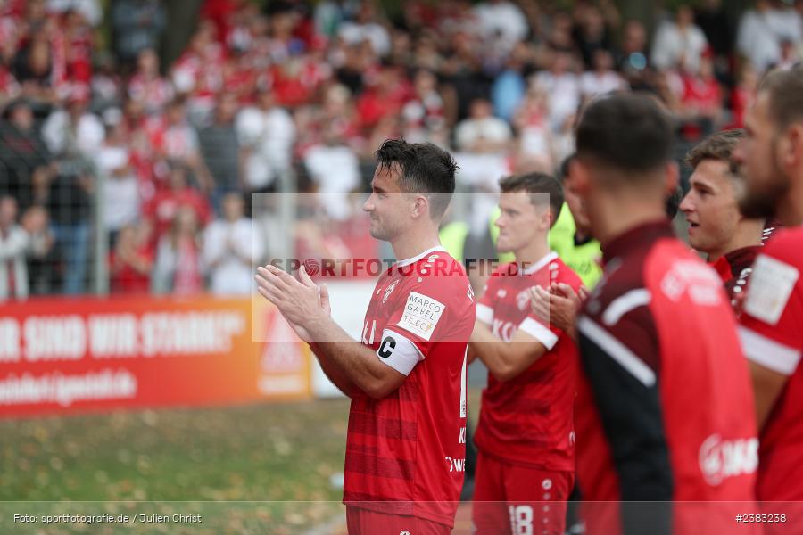 Peter Kurzweg, Sachs Stadion, Schweinfurt, 03.10.2023, sport, action, BFV, Saison 2023/2024, Fussball, 13. Spieltag, Regionalliga Bayern, FWK, FCS, FC Würzburger Kickers, 1. FC Schweinfurt 1905 - Bild-ID: 2383238