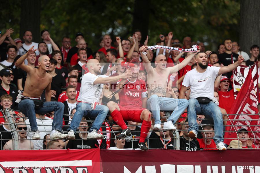 Team, Sachs Stadion, Schweinfurt, 03.10.2023, sport, action, BFV, Saison 2023/2024, Fussball, 13. Spieltag, Regionalliga Bayern, FWK, FCS, FC Würzburger Kickers, 1. FC Schweinfurt 1905 - Bild-ID: 2383254
