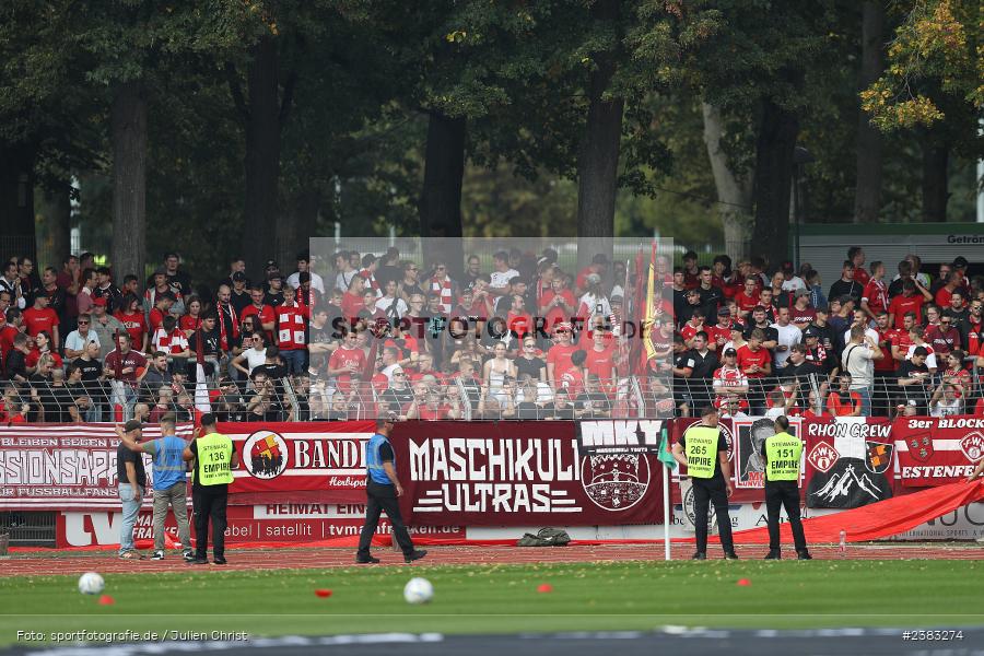 Sachs Stadion, Schweinfurt, 04.10.2023, sport, action, BFV, Saison 2023/2024, Fussball, 13. Spieltag, Regionalliga Bayern, FWK, FCS, FC Würzburger Kickers, 1. FC Schweinfurt 1905 - Bild-ID: 2383274