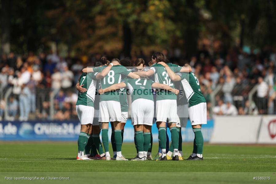 Mannschaftskreis, Sachs Stadion, Schweinfurt, 04.10.2023, sport, action, BFV, Saison 2023/2024, Fussball, 13. Spieltag, Regionalliga Bayern, FWK, FCS, FC Würzburger Kickers, 1. FC Schweinfurt 1905 - Bild-ID: 2383275