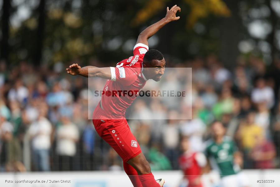 Saliou Sané, Sachs Stadion, Schweinfurt, 04.10.2023, sport, action, BFV, Saison 2023/2024, Fussball, 13. Spieltag, Regionalliga Bayern, FWK, FCS, FC Würzburger Kickers, 1. FC Schweinfurt 1905 - Bild-ID: 2383339