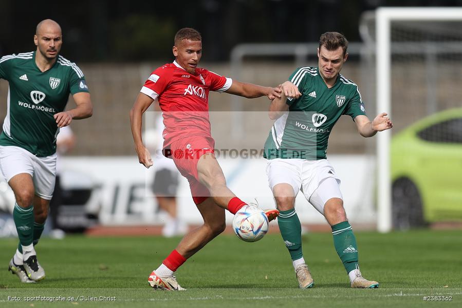 Benyas Solomon Junge-Abiol, Sachs Stadion, Schweinfurt, 04.10.2023, sport, action, BFV, Saison 2023/2024, Fussball, 13. Spieltag, Regionalliga Bayern, FWK, FCS, FC Würzburger Kickers, 1. FC Schweinfurt 1905 - Bild-ID: 2383362