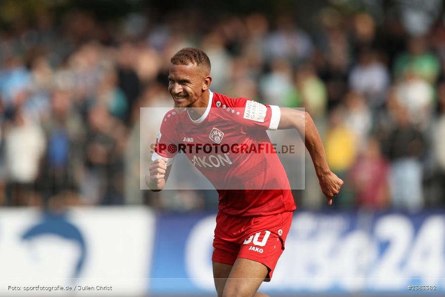 Benyas Solomon Junge-Abiol, Sachs Stadion, Schweinfurt, 04.10.2023, sport, action, BFV, Saison 2023/2024, Fussball, 13. Spieltag, Regionalliga Bayern, FWK, FCS, FC Würzburger Kickers, 1. FC Schweinfurt 1905 - Bild-ID: 2383382