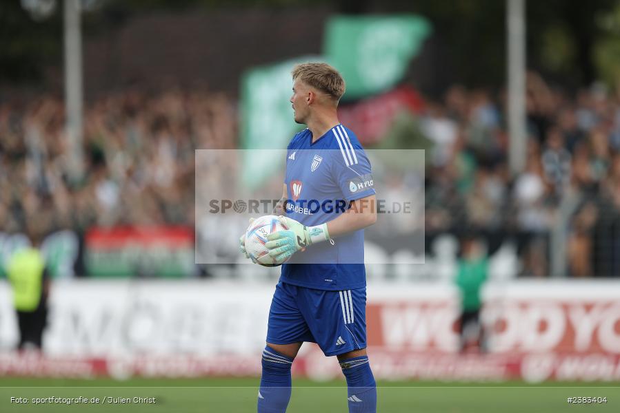 Lukas Wenzel, Sachs Stadion, Schweinfurt, 04.10.2023, sport, action, BFV, Saison 2023/2024, Fussball, 13. Spieltag, Regionalliga Bayern, FWK, FCS, FC Würzburger Kickers, 1. FC Schweinfurt 1905 - Bild-ID: 2383404