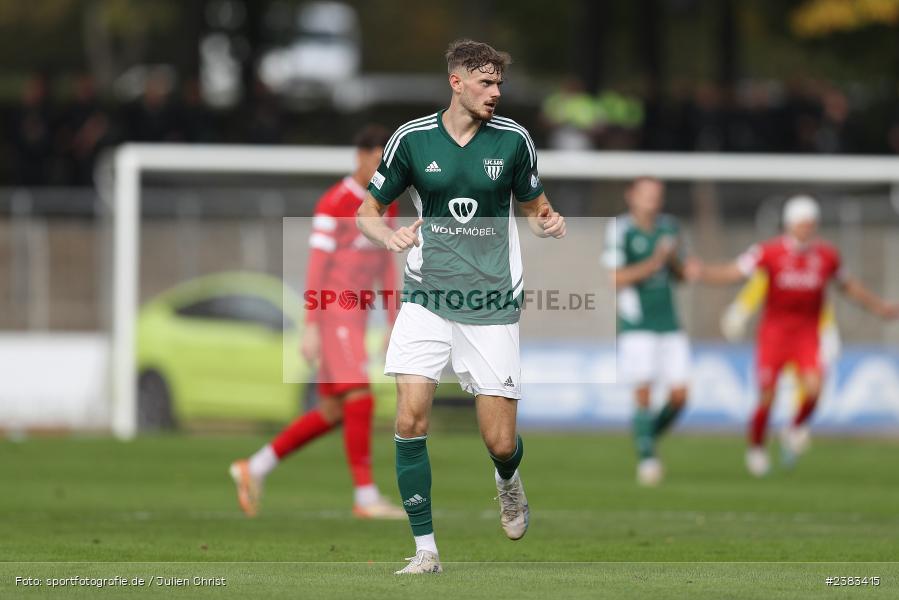 Luca Trslic, Sachs Stadion, Schweinfurt, 04.10.2023, sport, action, BFV, Saison 2023/2024, Fussball, 13. Spieltag, Regionalliga Bayern, FWK, FCS, FC Würzburger Kickers, 1. FC Schweinfurt 1905 - Bild-ID: 2383415