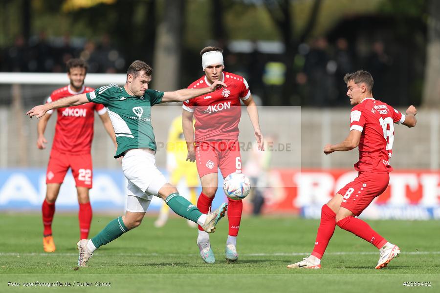 Fabio Bozesan, Sachs Stadion, Schweinfurt, 04.10.2023, sport, action, BFV, Saison 2023/2024, Fussball, 13. Spieltag, Regionalliga Bayern, FWK, FCS, FC Würzburger Kickers, 1. FC Schweinfurt 1905 - Bild-ID: 2383432