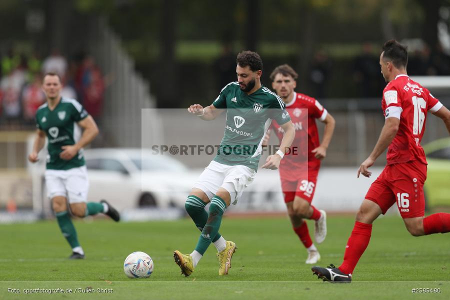 Sachs Stadion, Schweinfurt, 04.10.2023, sport, action, BFV, Saison 2023/2024, Fussball, 13. Spieltag, Regionalliga Bayern, FWK, FCS, FC Würzburger Kickers, 1. FC Schweinfurt 1905 - Bild-ID: 2383480