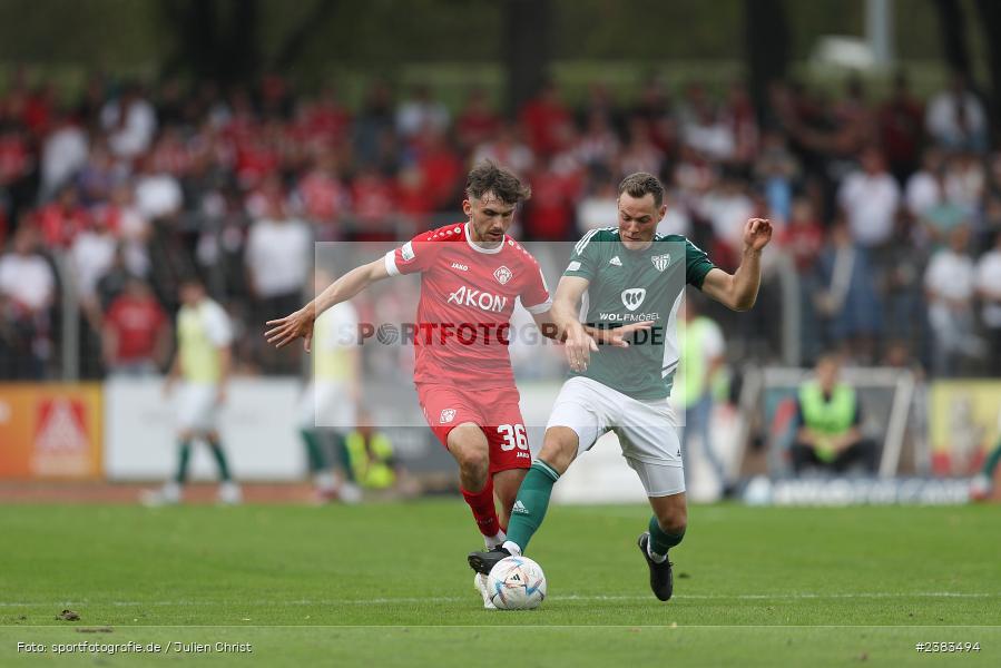 Sachs Stadion, Schweinfurt, 04.10.2023, sport, action, BFV, Saison 2023/2024, Fussball, 13. Spieltag, Regionalliga Bayern, FWK, FCS, FC Würzburger Kickers, 1. FC Schweinfurt 1905 - Bild-ID: 2383494