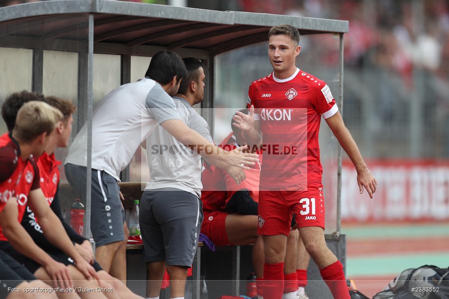 Sachs Stadion, Schweinfurt, 04.10.2023, sport, action, BFV, Saison 2023/2024, Fussball, 13. Spieltag, Regionalliga Bayern, FWK, FCS, FC Würzburger Kickers, 1. FC Schweinfurt 1905 - Bild-ID: 2383552