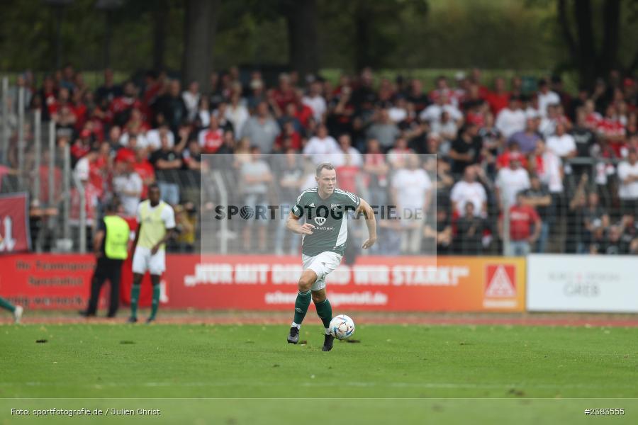 Sachs Stadion, Schweinfurt, 04.10.2023, sport, action, BFV, Saison 2023/2024, Fussball, 13. Spieltag, Regionalliga Bayern, FWK, FCS, FC Würzburger Kickers, 1. FC Schweinfurt 1905 - Bild-ID: 2383555