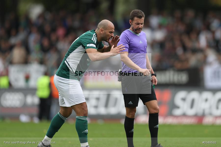Sachs Stadion, Schweinfurt, 04.10.2023, sport, action, BFV, Saison 2023/2024, Fussball, 13. Spieltag, Regionalliga Bayern, FWK, FCS, FC Würzburger Kickers, 1. FC Schweinfurt 1905 - Bild-ID: 2383562