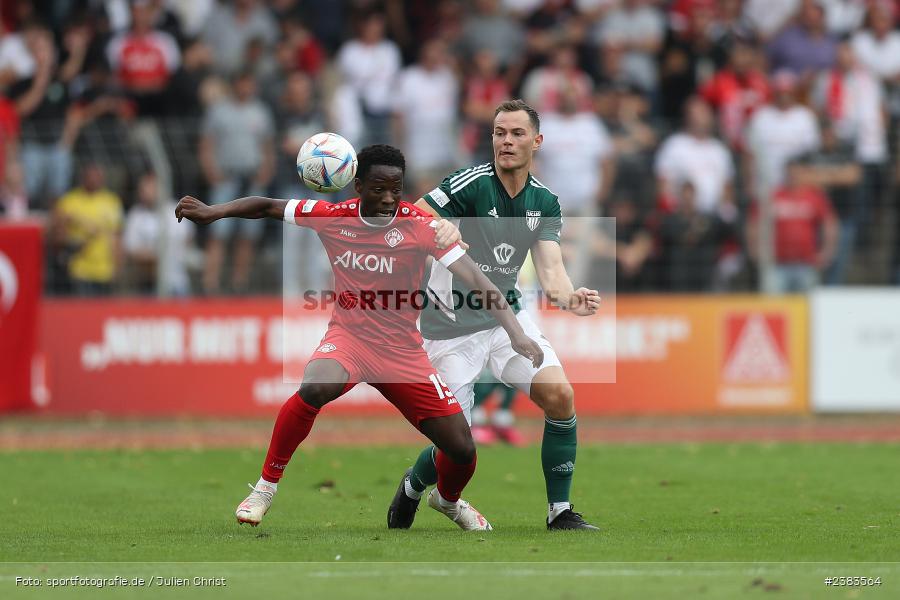 Sachs Stadion, Schweinfurt, 04.10.2023, sport, action, BFV, Saison 2023/2024, Fussball, 13. Spieltag, Regionalliga Bayern, FWK, FCS, FC Würzburger Kickers, 1. FC Schweinfurt 1905 - Bild-ID: 2383564