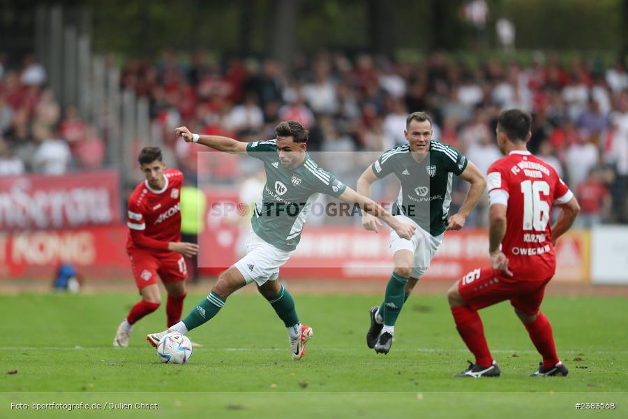 Sachs Stadion, Schweinfurt, 04.10.2023, sport, action, BFV, Saison 2023/2024, Fussball, 13. Spieltag, Regionalliga Bayern, FWK, FCS, FC Würzburger Kickers, 1. FC Schweinfurt 1905 - Bild-ID: 2383568