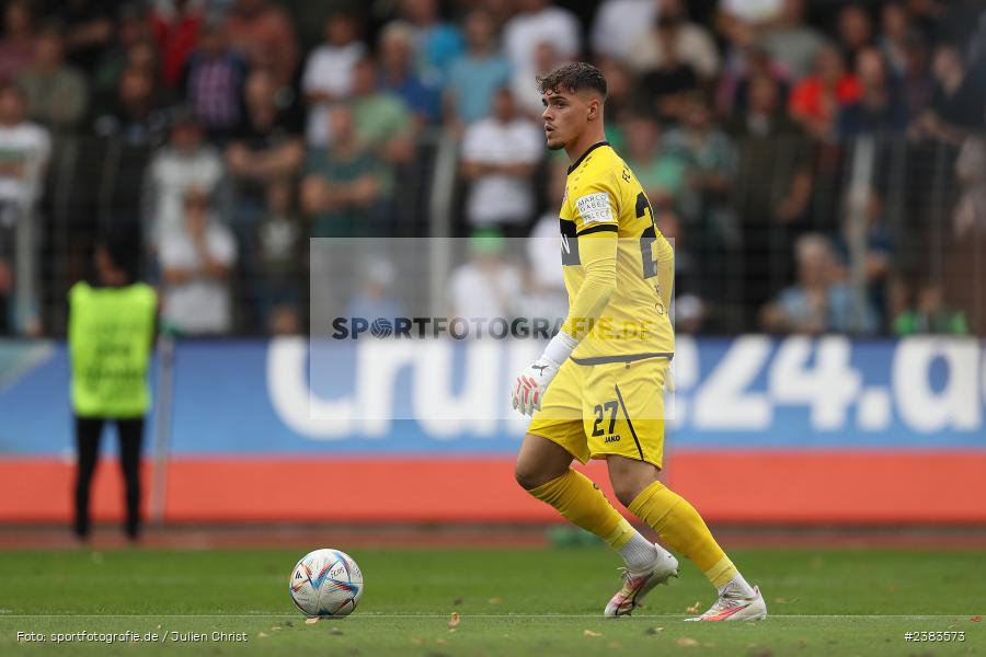 Sachs Stadion, Schweinfurt, 04.10.2023, sport, action, BFV, Saison 2023/2024, Fussball, 13. Spieltag, Regionalliga Bayern, FWK, FCS, FC Würzburger Kickers, 1. FC Schweinfurt 1905 - Bild-ID: 2383573