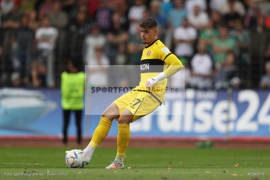 Sachs Stadion, Schweinfurt, 04.10.2023, sport, action, BFV, Saison 2023/2024, Fussball, 13. Spieltag, Regionalliga Bayern, FWK, FCS, FC Würzburger Kickers, 1. FC Schweinfurt 1905 - Bild-ID: 2383575